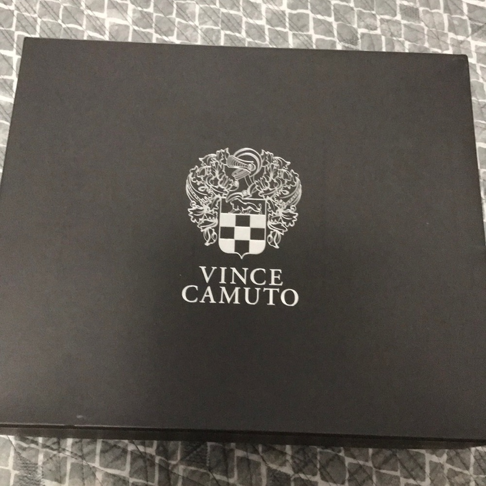 Black strap, block heel